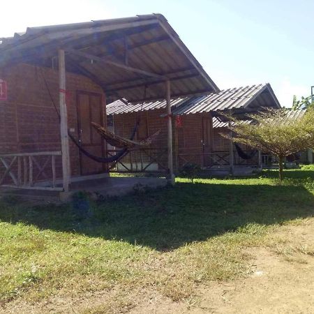 Hotel Sleepy Hut Pai Exterior foto